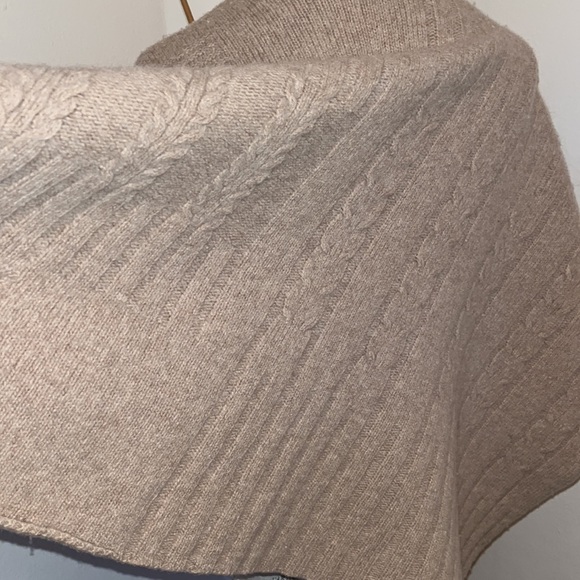 Inverni Cape OSFM WOOL - Picture 8 of 8